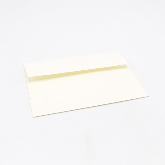 Classic Linen Natural White 70lb Text A7[5-1/4x7-1/4] 250/box